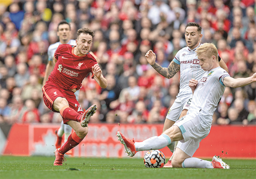 2025中超官方最佳球员候选：瓦科、莱昂纳多领衔，王钰栋在列