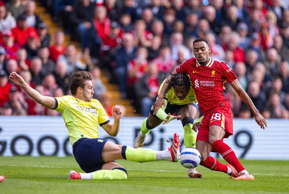 开拓者媒体人谈杨瀚森语言障碍影响战术理解