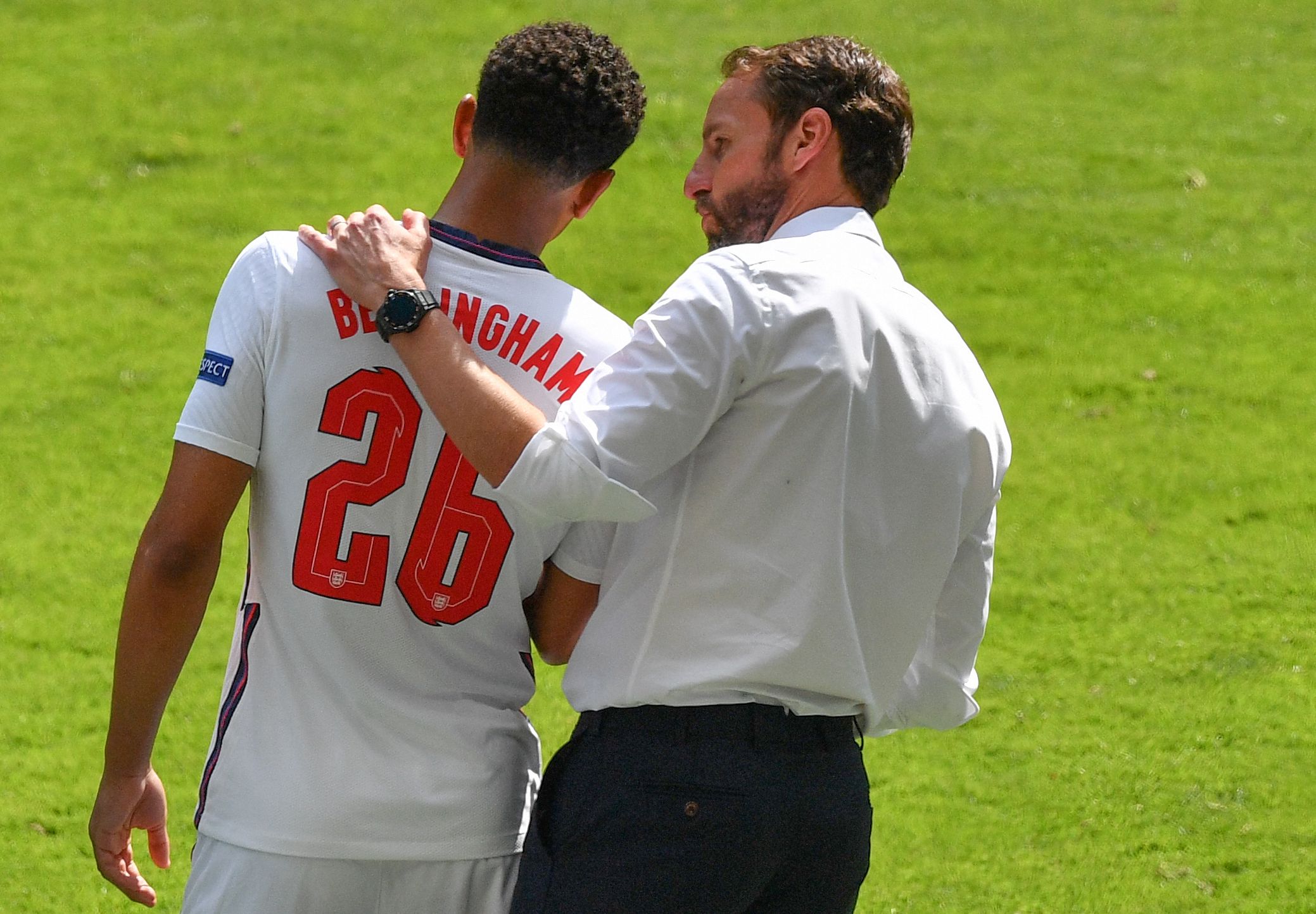 加比亚：赛季最后阶段也会做到最好，这件球衣就是这么要求的