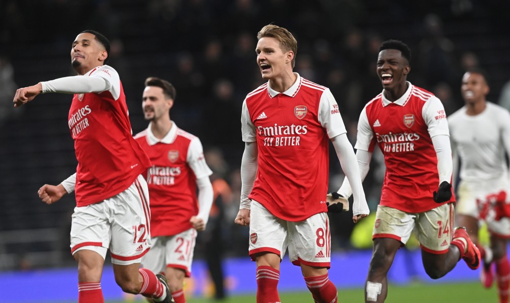 德甲战报：洛孔加破僵，拉尔森扳平，汉堡1-1法兰克福（德甲快讯：洛孔加先拔头筹，拉尔森扳平，汉堡1-1战平法兰克福）