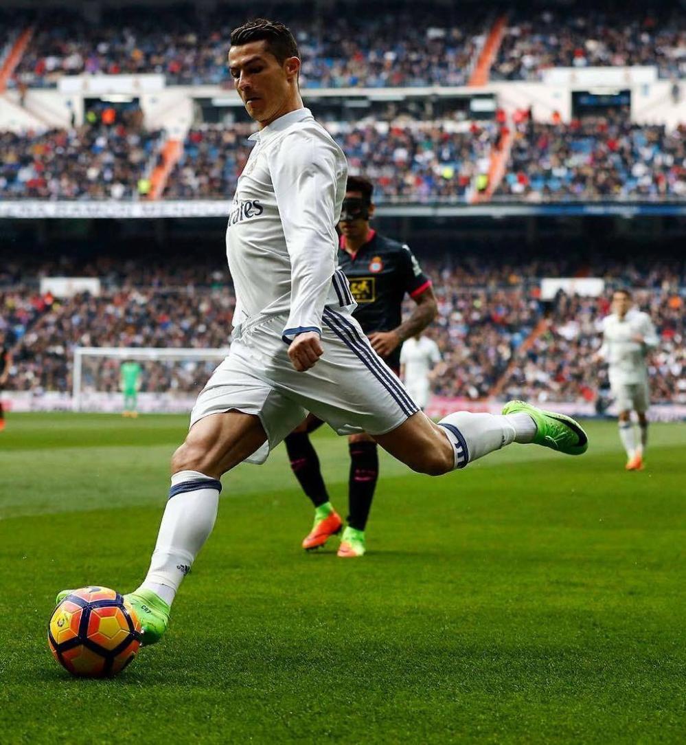 鲁尔：多特尚未联系昆滕-廷贝尔，球员在规划下一步生涯