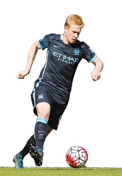 足球中超队长带伤上阵，拼劲获赞