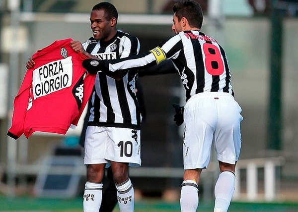 上港亚冠生死战！带蒋光太出征柔佛，是后防救星还是烟雾弹？