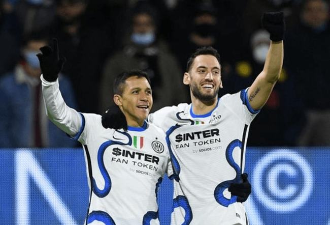 博洛尼亚门将斯科鲁普斯基：守门员首先必须会扑救，脚法其次